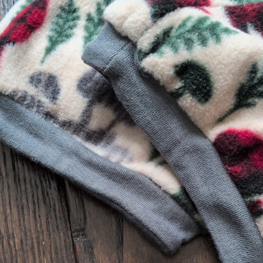 NWOT Outdoor Nature Animal Patterned Fleece Ice Skater Skating Leg Warmers